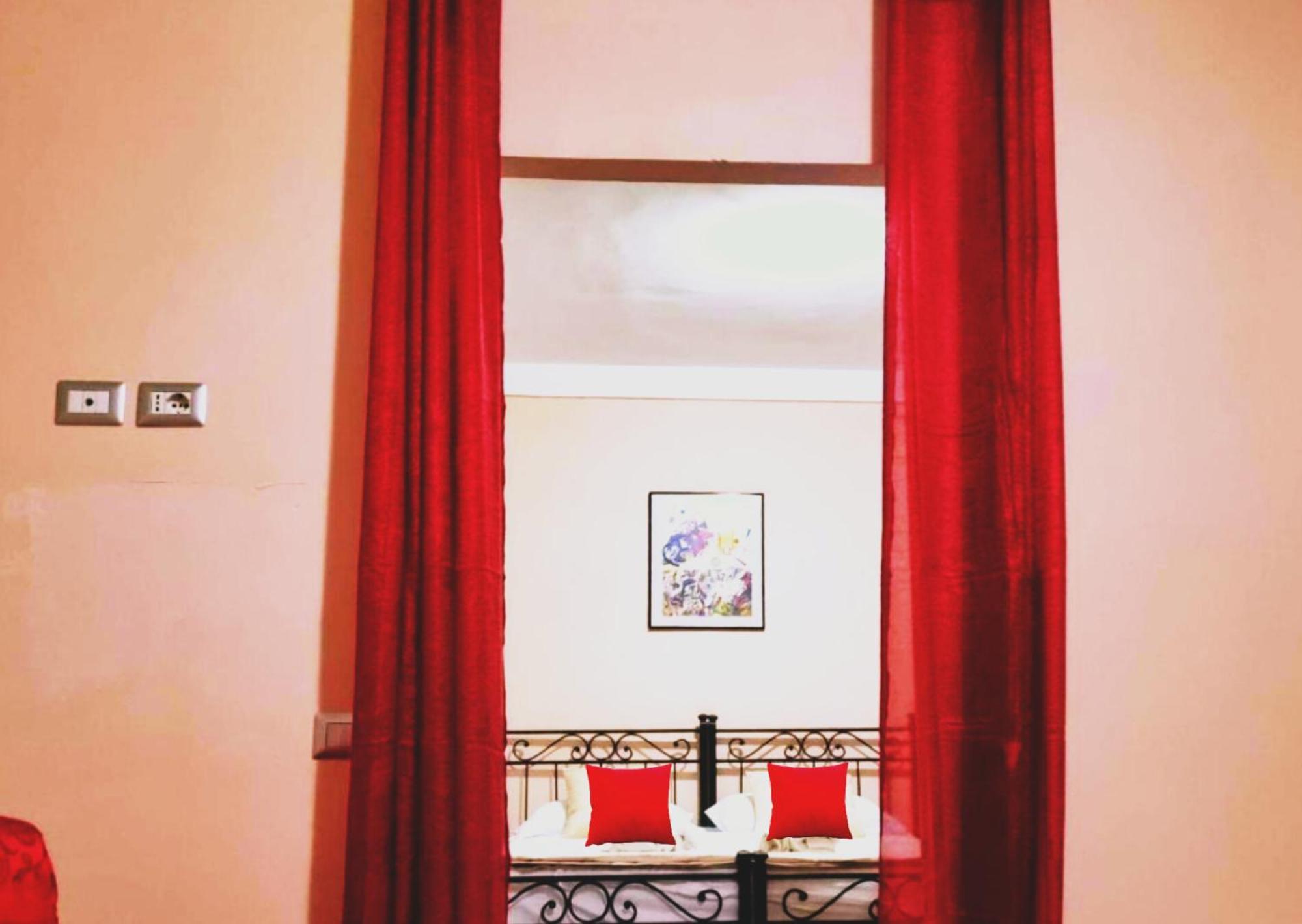 Hotel Sweet Dream à Passignano sul Trasimeno Extérieur photo