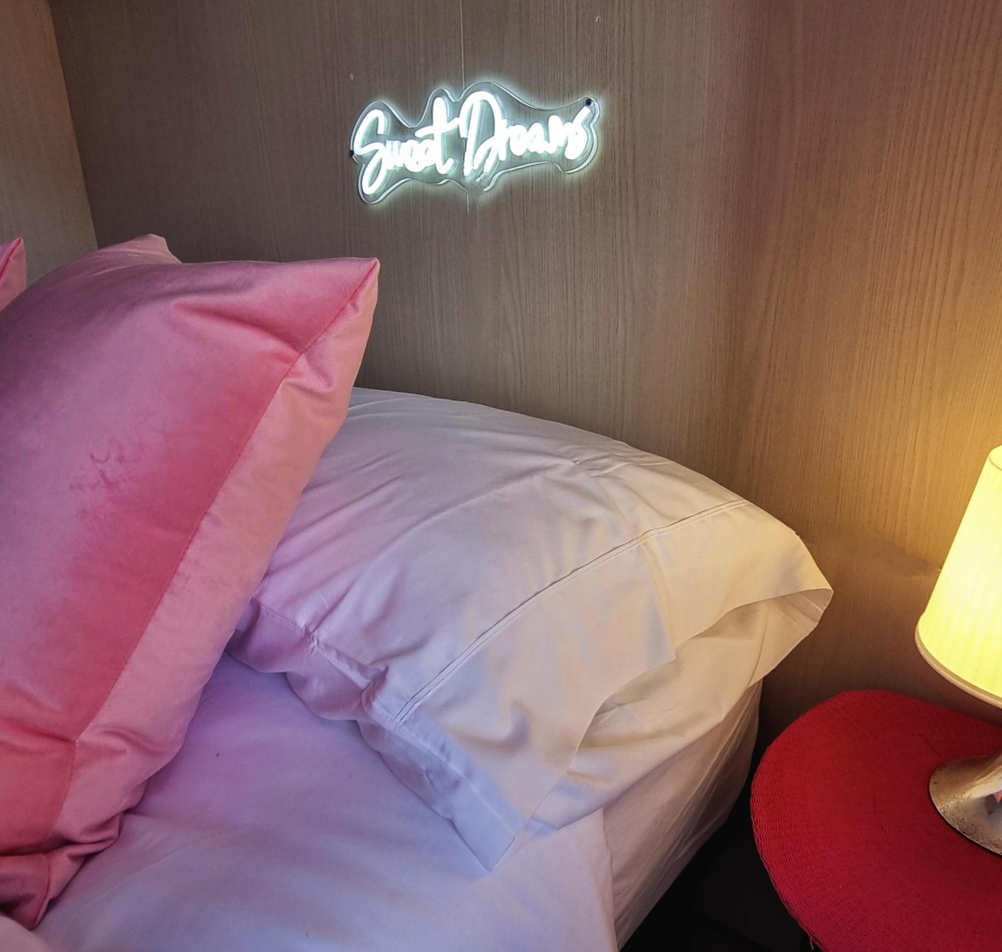Hotel Sweet Dream à Passignano sul Trasimeno Extérieur photo